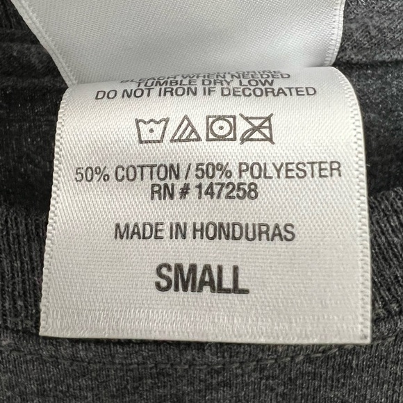 Simply Southern “Calls me Gigi” Shirt - Picture 5 of 9